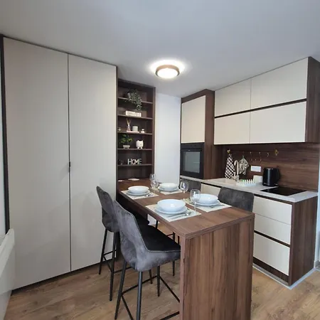 Apartment Avalon